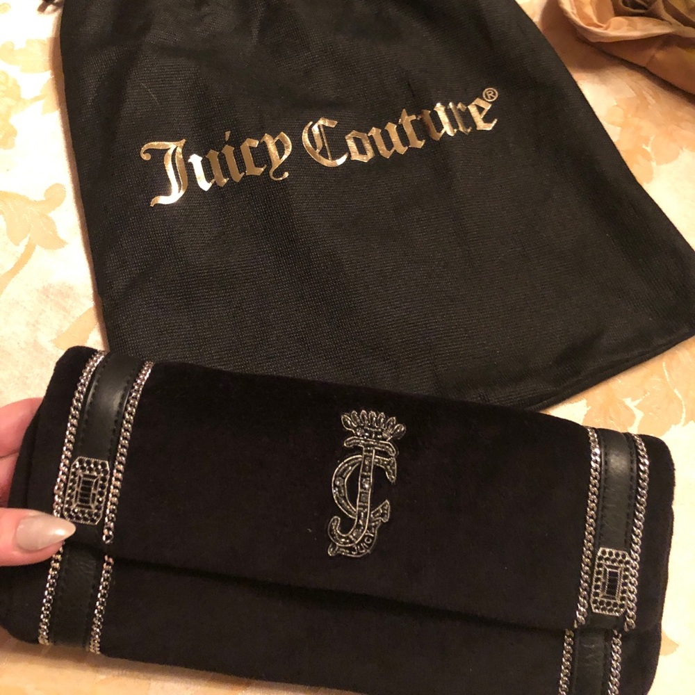 JUICY COUTURE black velour clutch